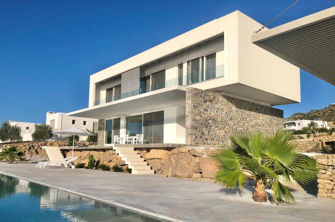 Kuro Beach House - Oceanfront Luxury & 25M Pool Achlia Экстерьер фото