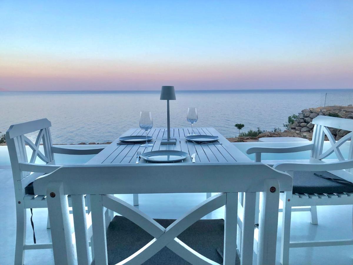 Kuro Beach House - Oceanfront Luxury & 25M Pool Achlia Экстерьер фото