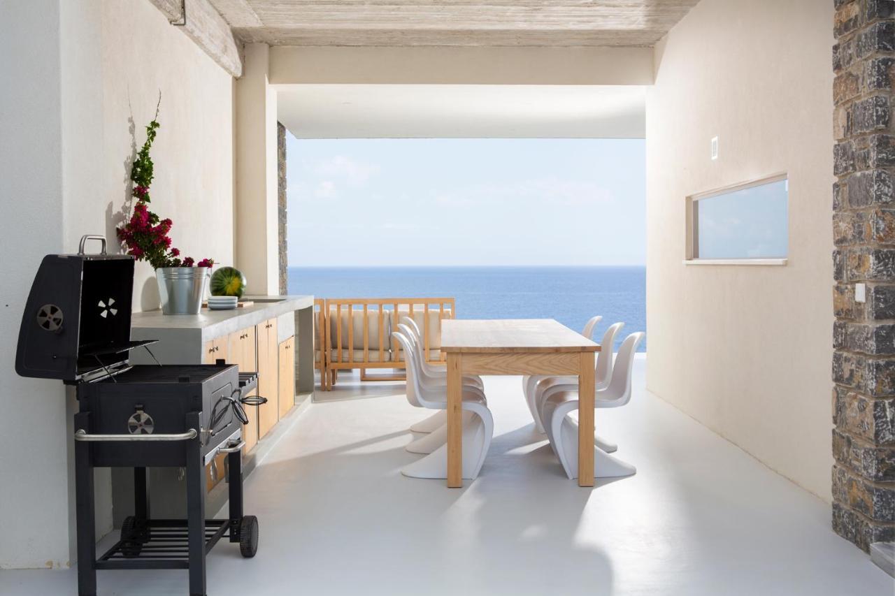 Kuro Beach House - Oceanfront Luxury & 25M Pool Achlia Экстерьер фото